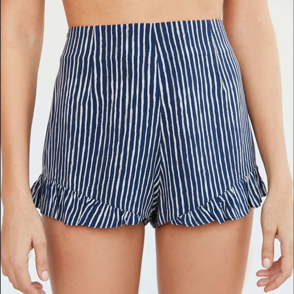 ❤️ UO Striped Rayon Shorts NWOT